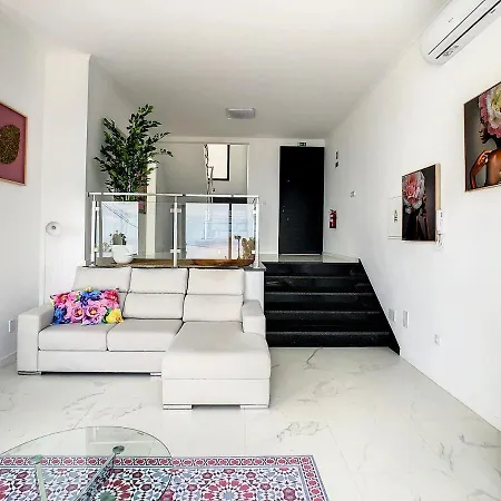 Villa Casa Flores By Lovelystay