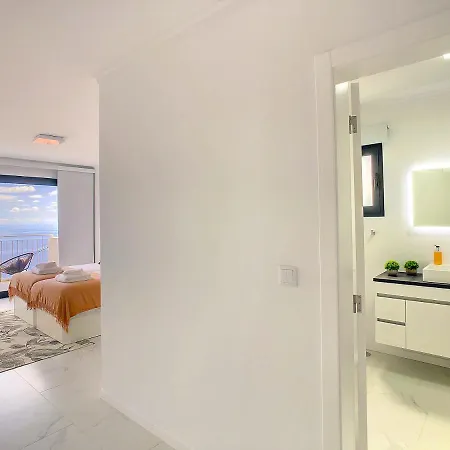 Villa Casa Flores By Lovelystay Calheta (Madeira)