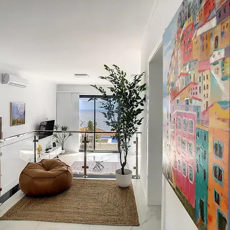 Casa Flores By Lovelystay Villa *