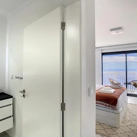 Casa Flores By Lovelystay Calheta (Madeira)