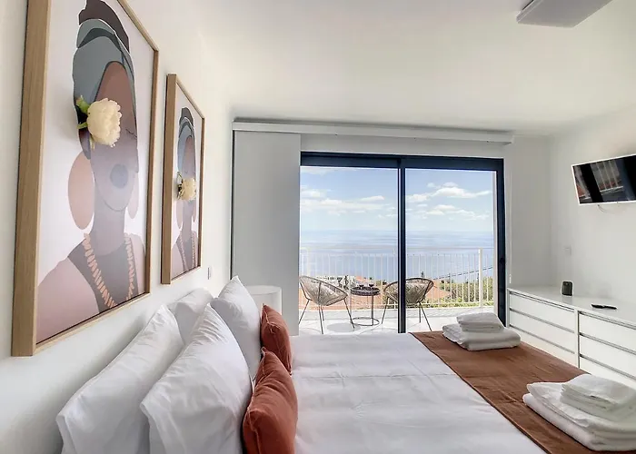 Casa Flores By Lovelystay Villa Calheta (Madeira)