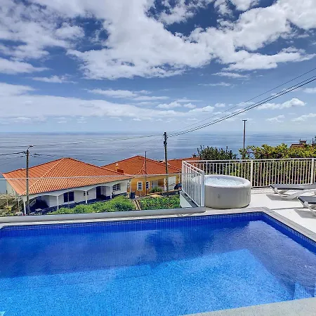 Casa Flores By Lovelystay Calheta (Madeira)