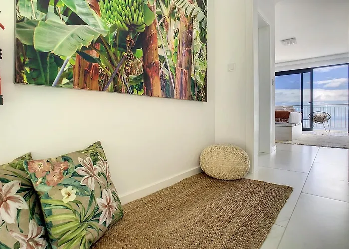 Casa Flores By Lovelystay Villa Calheta (Madeira)