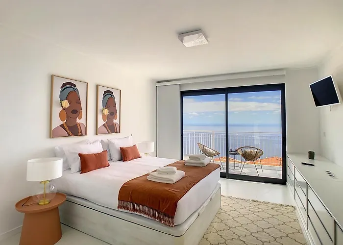 Casa Flores By Lovelystay Villa Calheta (Madeira)