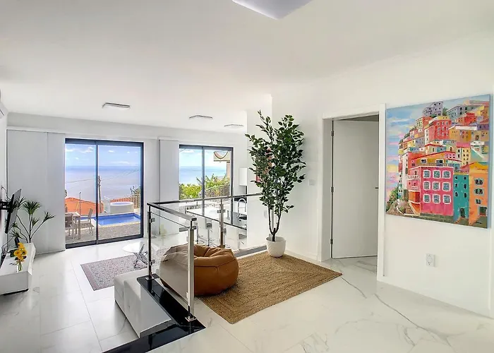 Villa Casa Flores By Lovelystay Calheta (Madeira)